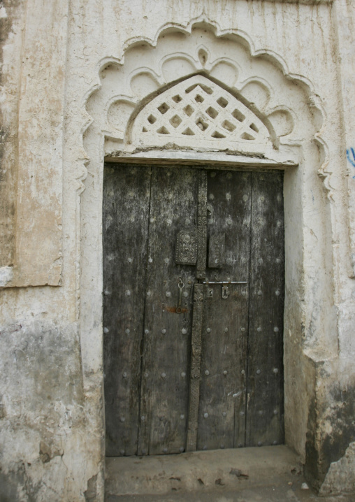 Decorated heritage house entrance in the old town, Al Hudaydah Governorate, Zabid, Yemen
