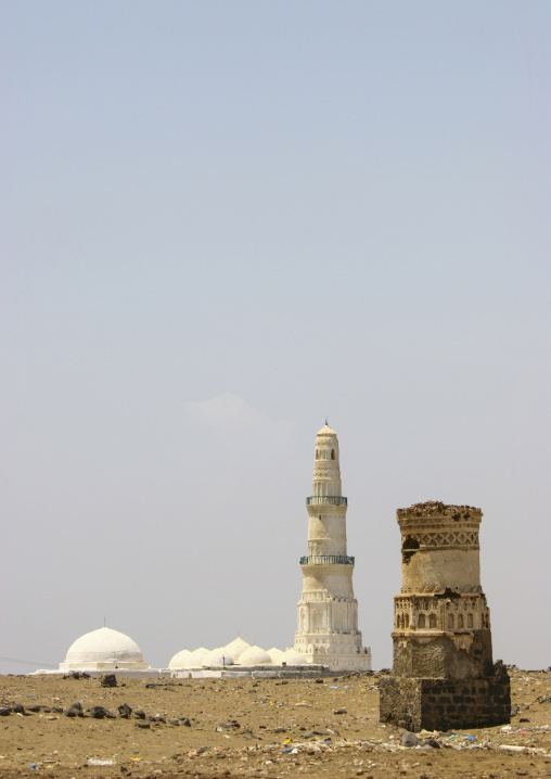 Mosque minaret, Taiz Governorate, Mokha, Yemen