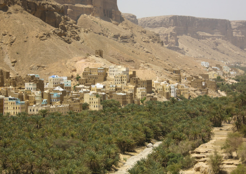 Mudbrick houses in a village, Hadhramaut, Khaila, Yemen