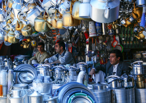 Yemeni men selling kitchen utensils, Amanat Al-Asemah, Sanaa, Yemen