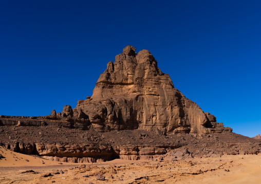 Rock formation in the desert, Tassili N'Ajjer National Park, Tadrart Rouge, Algeria