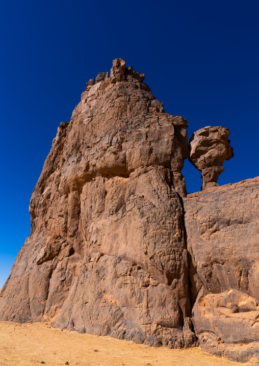 Rock formation in the desert, North Africa, Erg Admer, Algeria