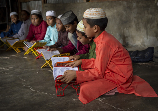 Students reading quran in a coranic school, Dhaka Division, Dhaka, Bangladesh