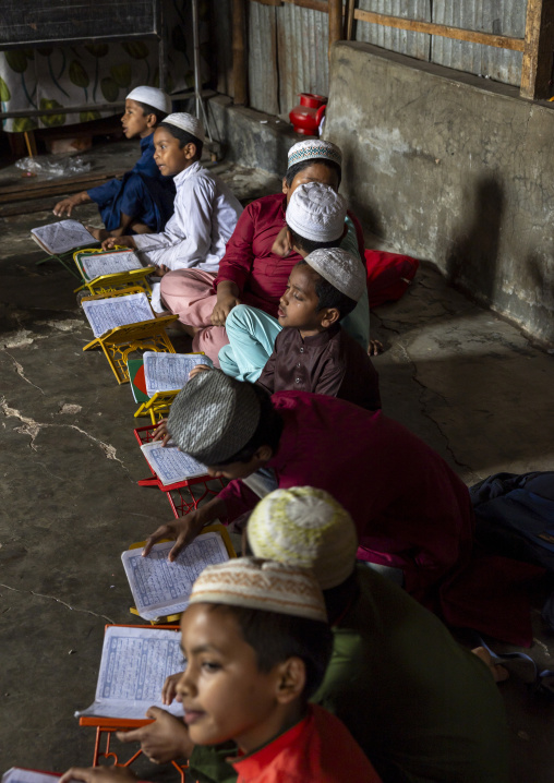 Students reading quran in a coranic school, Dhaka Division, Dhaka, Bangladesh