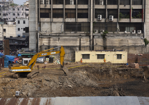 Apartments under construction in the city center, Dhaka Division, Dhaka, Bangladesh