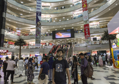 Modern shopping mall, Dhaka Division, Dhaka, Bangladesh