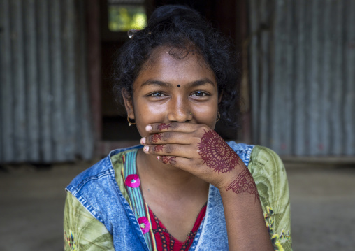 Young bangladeshi woman with henna on the hand, Khulna Division, Narail Sadar, Bangladesh