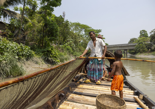 Bangladeshi fishermen use otters to fish in the Sundarbans, Khulna Division, Narail Sadar, Bangladesh