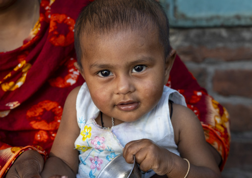 Portrait of a bangladeshi toddler girl, Rajshahi Division, Rajshahi, Bangladesh