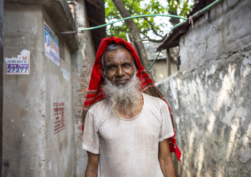 Portrait of a bangladeshi man with a white beard, Dhaka Division, Rupganj, Bangladesh