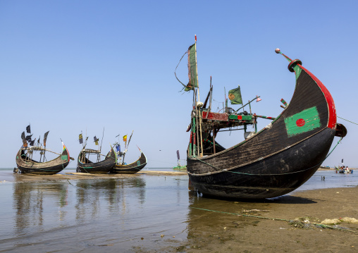 Traditional Bangladeshi moon fishing boats, Chittagong Division, Cox's Bazar Sadar, Bangladesh