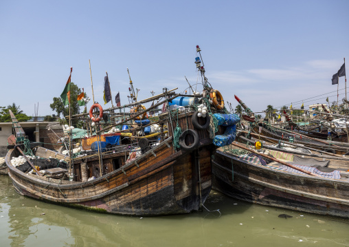 Trawlers in harbour, Chittagong Division, Cox's Bazar Sadar, Bangladesh