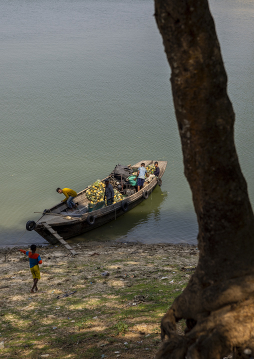 Local boat on Kaptai Lake, Chittagong Division, Rangamati Sadar, Bangladesh