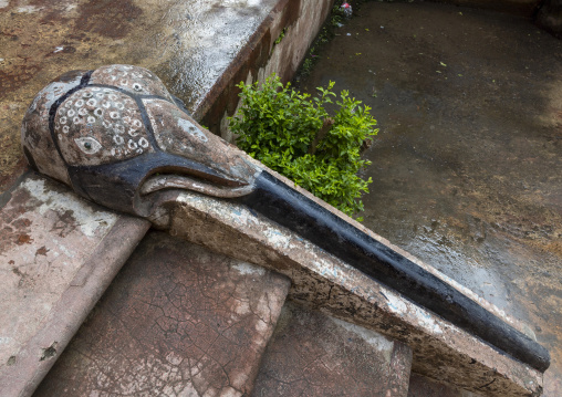 Gutter with an elephant head shape, Dhaka Division, Tongibari, Bangladesh