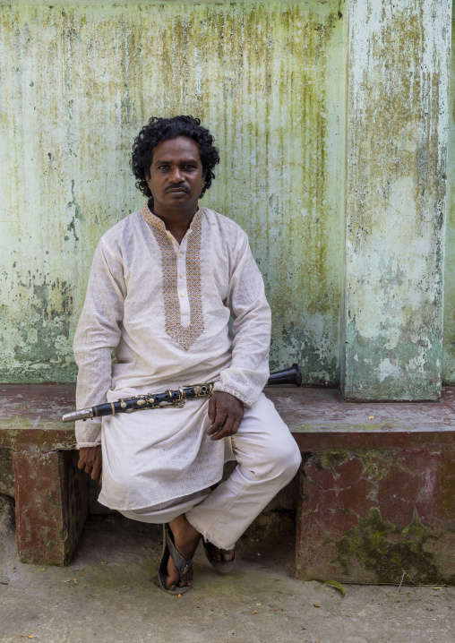 Portrait of a bangladeshi musician with a clarinet, Dhaka Division, Munshiganj Sadar, Bangladesh