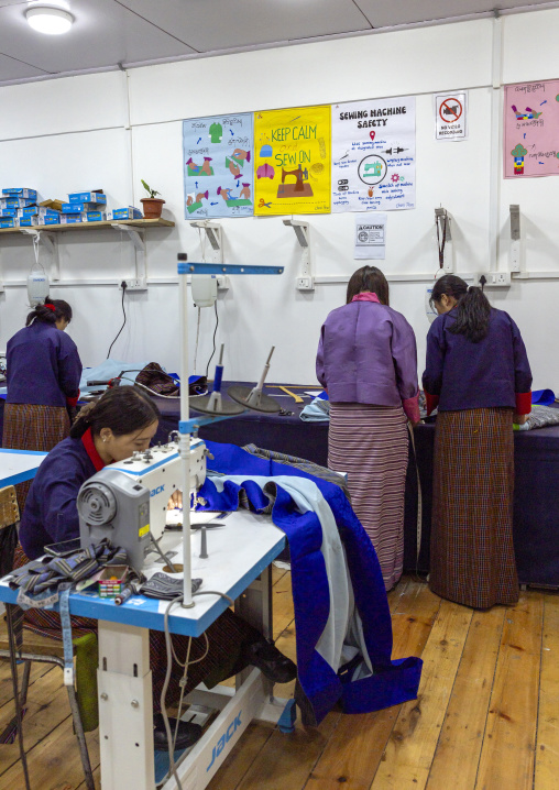 ThagZo art of textiles at the Institute of Zorig Chosum, Chang Gewog, Thimphu, Bhutan