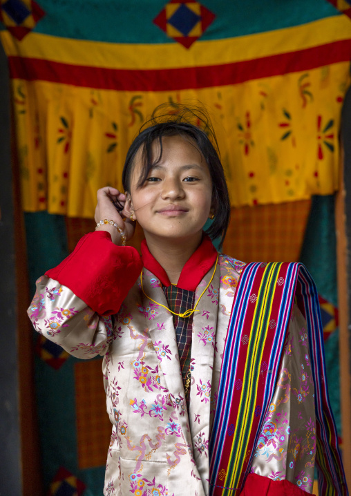 Portrait of a bhutanese girl in Punakha Dzong, Punakha dzongkhag, Punakha, Bhutan