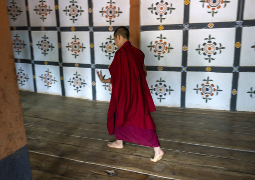 Bhutanese monk in Nyenzer Lhakhang temple, Thedtsho Gewog, Wangdue Phodrang, Bhutan