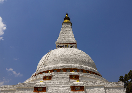 Chendebji Chorten Nepalese style stupa, Trongsa District, Trongsa, Bhutan