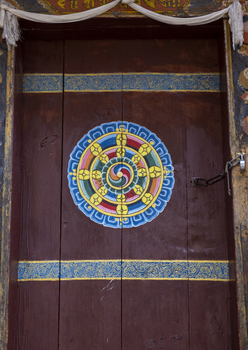 Ogyen Choling Palace and Museum wooden door, Bumthang, Ogyen Choling, Bhutan