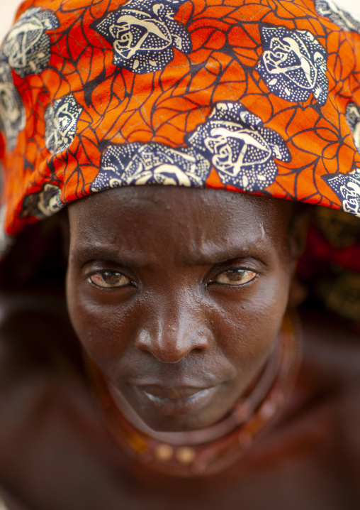 Mucubal tribe woman with the ompota headdress, Namibe Province, Virei, Angola