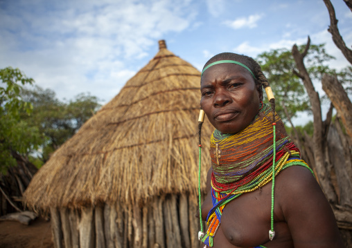Mwila woman with the giant vilanda necklaces, Huila Province, Chibia, Angola