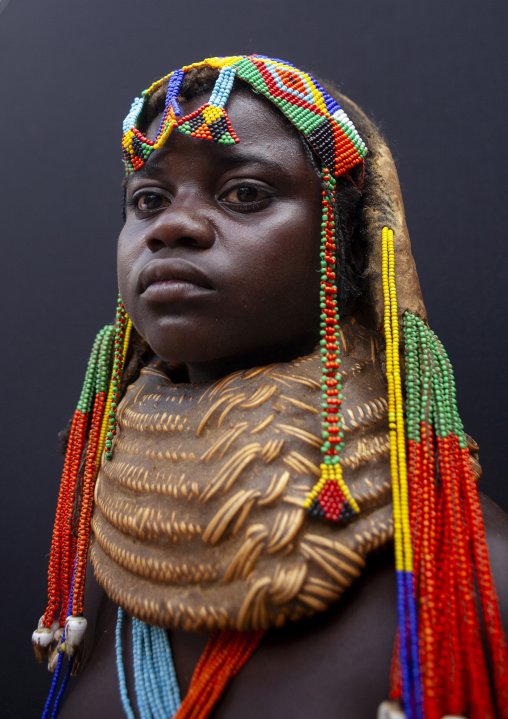 Mwila tribe girl with a vikeka necklace, Huila Province, Chibia, Angola
