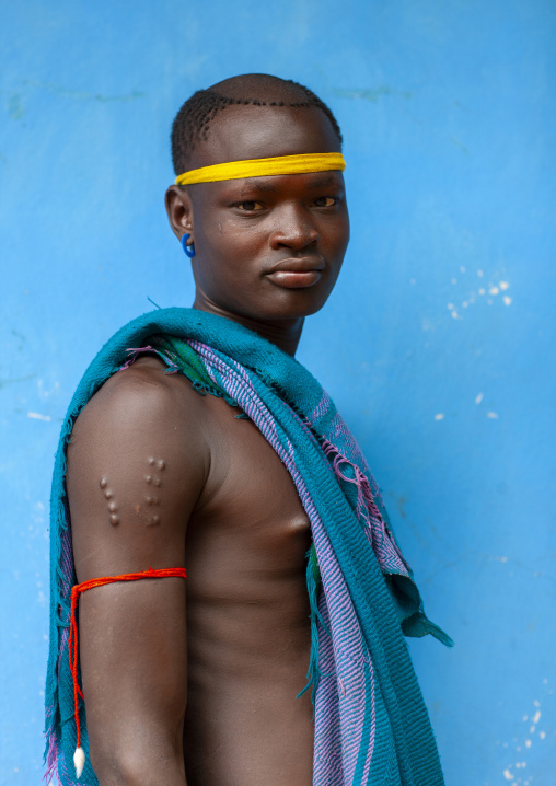 Bodi tribe man portrait, Omo Valley, Hana Mursi, Ethiopia