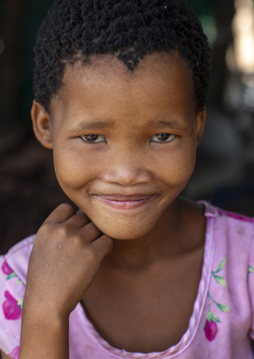 Portrait of a bushman tribe child girl, Otjozondjupa, Tsumkwe, Namibia