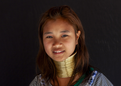Portrait of a Long neck girl, Chang Rai, Mae hong son, Thailand