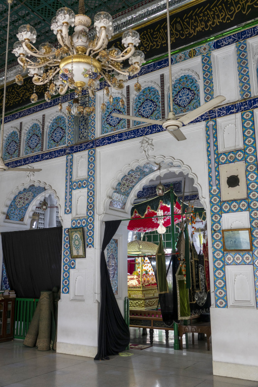 Hussaini Dalan