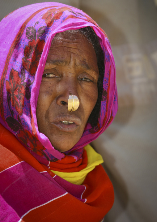 Portrait of an eritrean woman with nose ring, Anseba, Keren, Eritrea