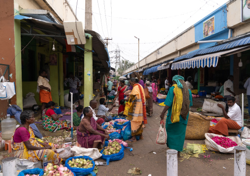 Indian people in the flower market, Tamil Nadu, Madurai, India