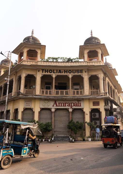 Tholia house colonial building hosting Amrapali, Rajasthan, Jaipur, India