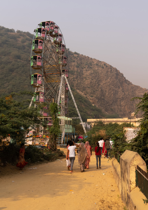 Ferris wheel  near Galtaji temple, Rajasthan, Jaipur, India