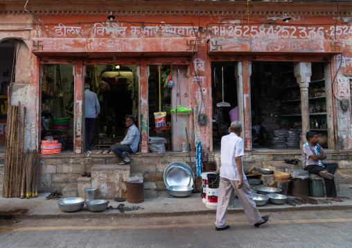 Shops in the street, Rajasthan, Mukundgarh, India