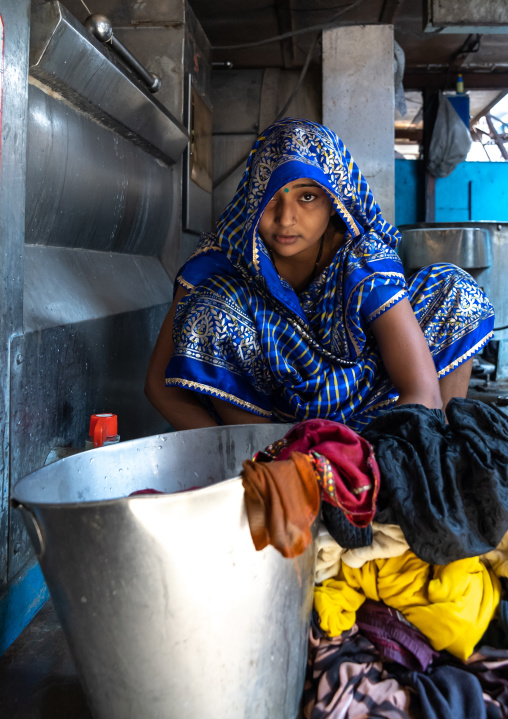 Laundry female Worker in Dhobi Ghat, Maharashtra state, Mumbai, India