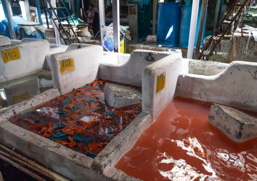dyeing in Dhobi Ghat, Maharashtra state, Mumbai, India