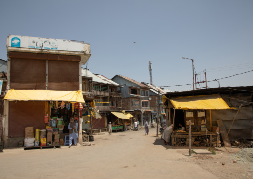 Street in the old town, Jammu and Kashmir, Charar- E- Shrief, India