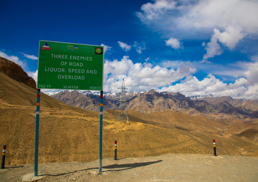 Road sign against alcohol in the mountain, Ladakh, Namikala, India
