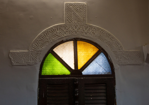 Al Nadji mosque stained window decoration, Jazan Province, Farasan, Saudi Arabia
