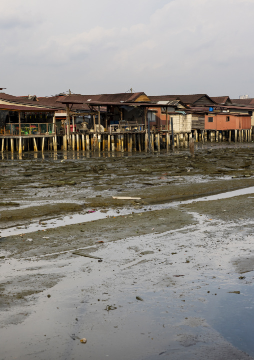 Chew Jetty wooden houses at low tide, Penang island, George Town, Malaysia