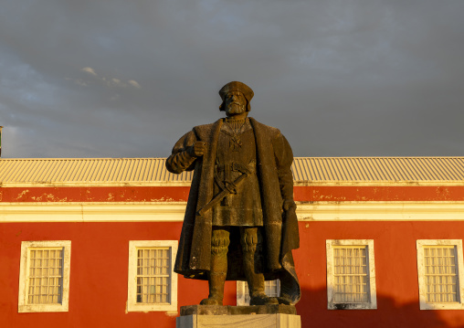 Vasco da Gama in front of Palacio De Sao Paulo, Nampula Province, Island of Mozambique, Mozambique
