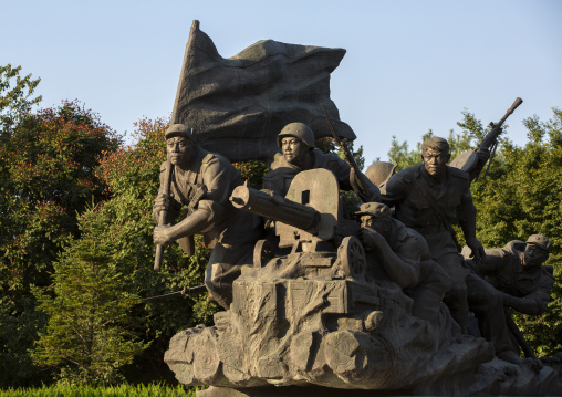 Statue of a soldiers at the entrance to the victorious fatherland liberation war museum, DGC, Pyongyang, North Korea
