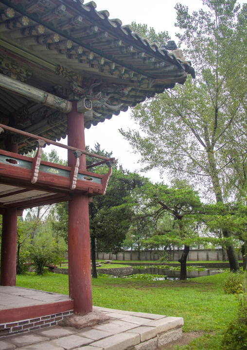 Former royal villa of Ri Song Gye of the Choson dynasty, South Hamgyong, Hamhung, North Korea