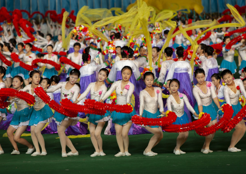 North Korean gymnasts during Arirang mass games, DGC, Pyongyang, North Korea