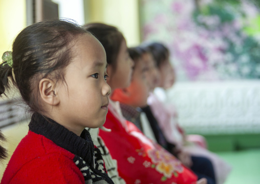 Noth Korean children in Kwangbok primary school, DGC, Pyongyang, North Korea