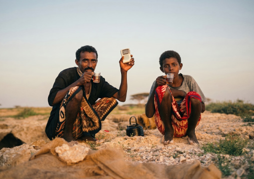 Yemeni fishermen drinking tea, Northern Red Sea, Dahlak island, Eritrea