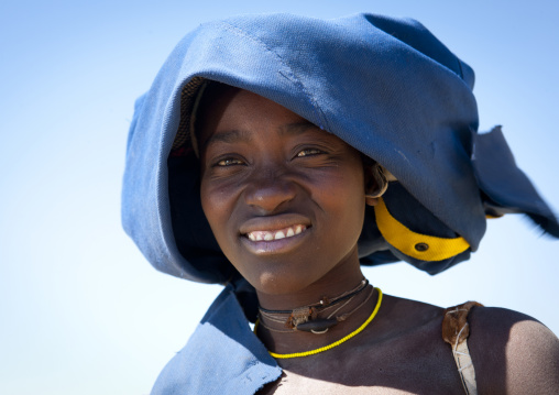 Mucabale Woman, Hale Village, Angola