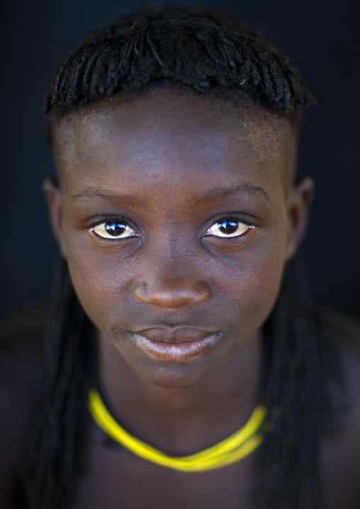 Mucawana Girl Called Inatufua, Angola